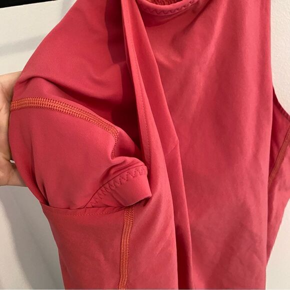 𝅺LULULEMON Free Spirit Halter Tank in Fireside Red • Open Back Tie • Size 4 - Picture 3 of 7